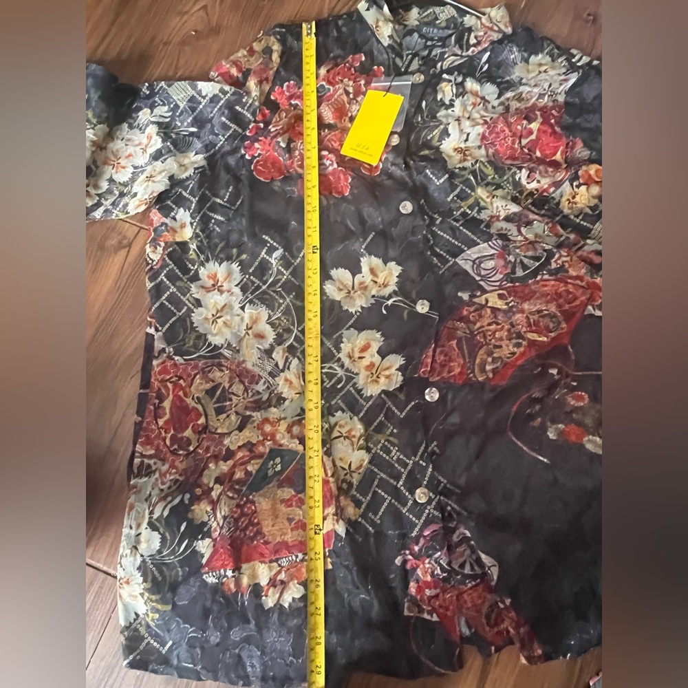 Citron Black and Red Floral Silk Blouse - Picture 4 of 7